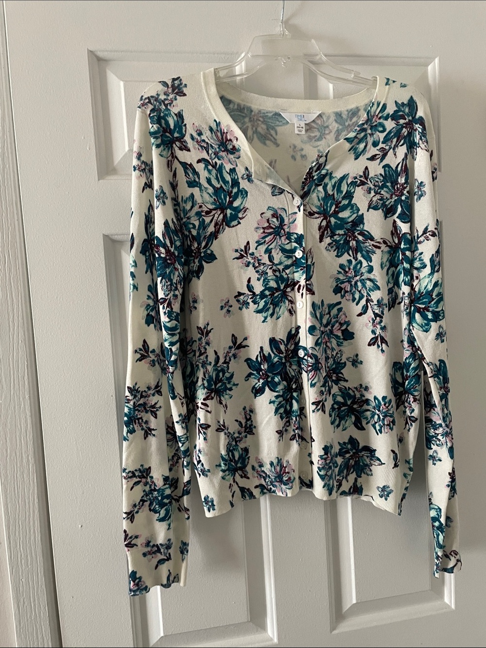Time and Tru Cream Button-Front Floral Cardigan with Teal and Navy Print